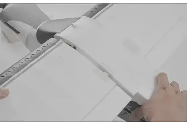 Easy Assembly and Portability