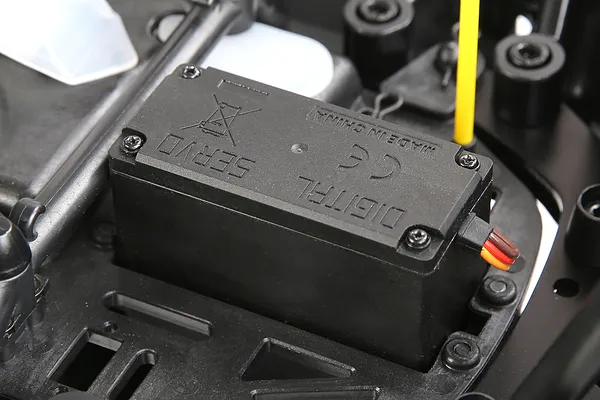 Tough Metal Gear Servos