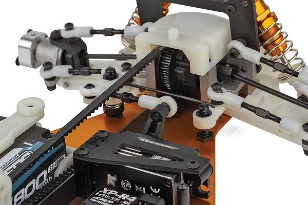 Floating Servo Mount Ensures Smooth Chassis Flex