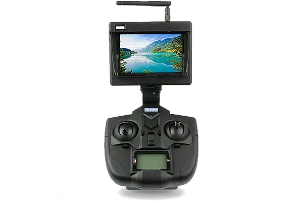 FPV remote controller with built-in screen