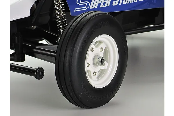 Three-piece wheels with grooved front tyres