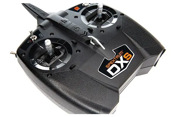 Spektrum DXS – controls and ergonomic layout