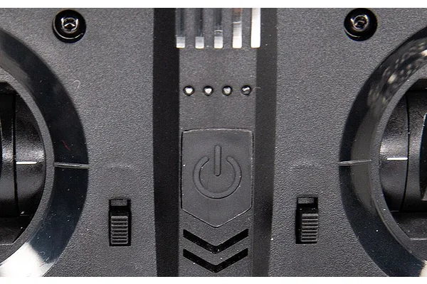 Spektrum DXS – flight pack voltage monitor LEDs