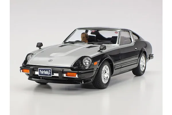 Nissan Fairlady 280Z T-Bar Roof — completed model