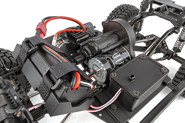 Enduro Sendero HD Sendero HD body and LED headlights detail
