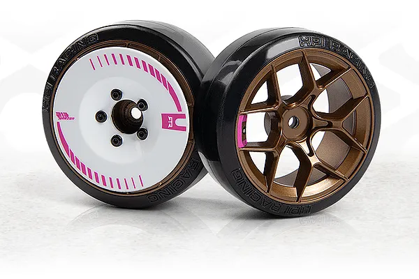 Colour-Matched Aero-5 Wheels and T-Drift Tyres