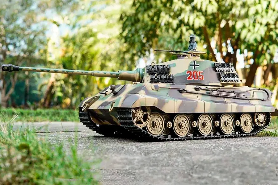 Heng Long 1/16 German King Tiger (Henschel) &amp;amp; German Panther Type G RC Tank - German Tank Bundle image 136675