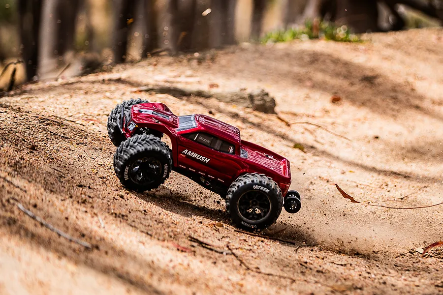 Atrek Ambush Pro RC Monster Truck - Brushless Team Pack image 140735