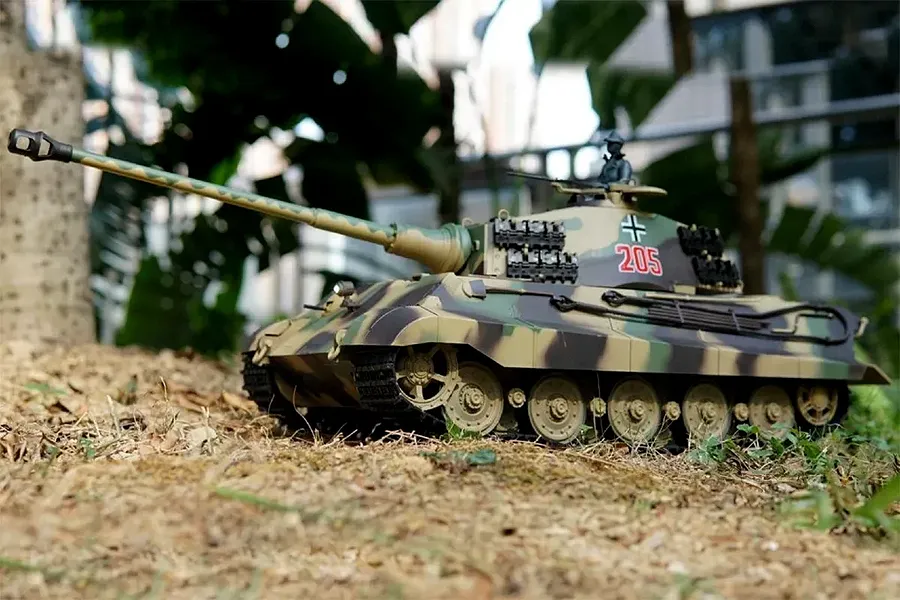 Heng Long German King Tiger (Henschel) RC Tank Electric Tracked 1/16 Scale RTR image 102443