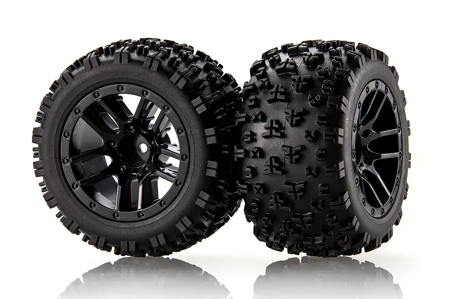 Maverick 1/18 Atom Tyres on Black 10 Spoke Rims 2Pcs - Glued Wheels image 102856