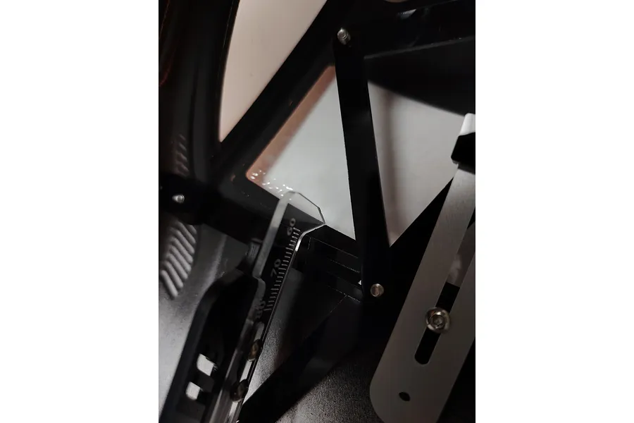 Raceform 1/10 On Road Front and Rear Vertical Body Mount Post Tracer image 103544