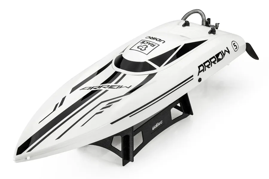 UDI ARROW Electric Brushless RC Speed Boat image 106244