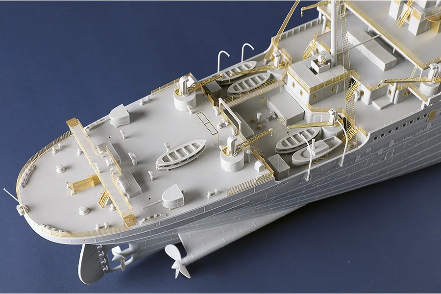 Trumpeter 1/200 Olympic Ocean-Liner Scaled Plastic Model Kit image 108489