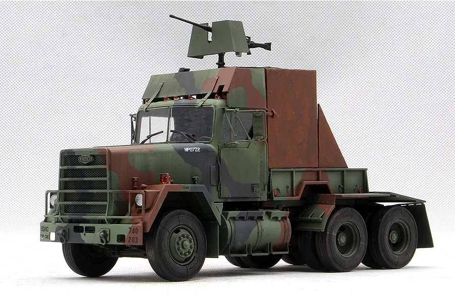 Trumpeter 1/35 M915 Gun Truck Scaled Plastic Model Kit image 108515