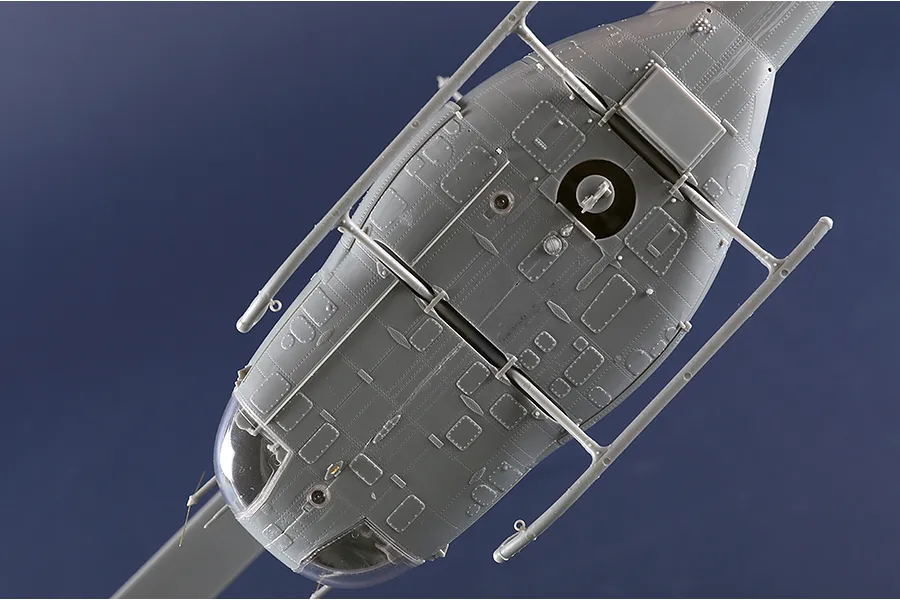 Trumpeter 1/35 Bell UH-1B Huey Iroquois Helicopter Scaled Plastic Model Kit image 108551