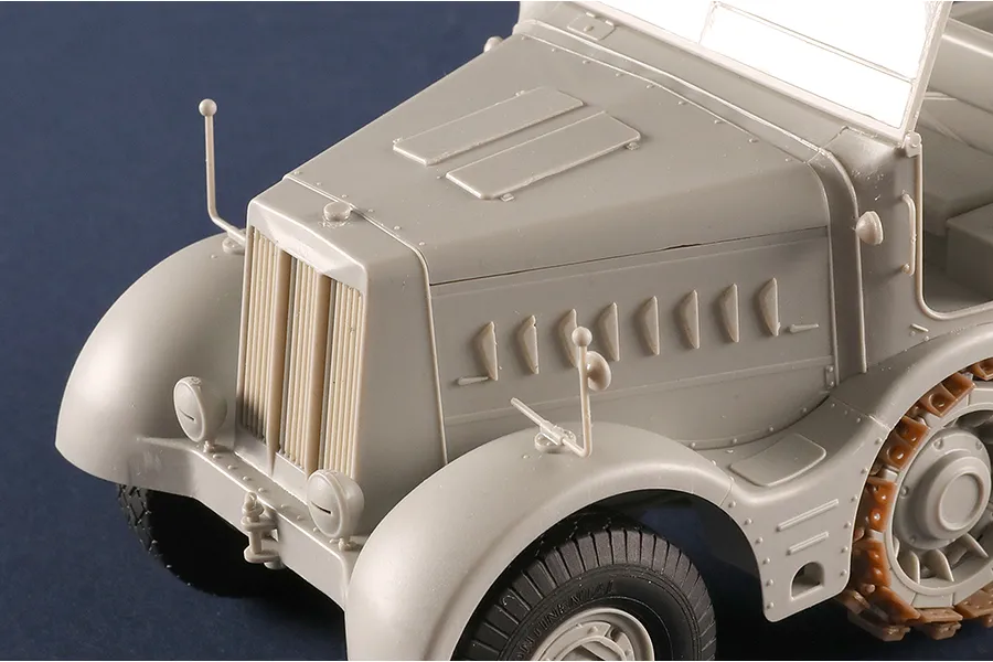 Trumpeter 1/35 Schwerer Zugkraftwagen 18t Half Track with 6t Billstein-Crane Sd.Kfz.9/1 Scaled Plastic Model Kit image 108587