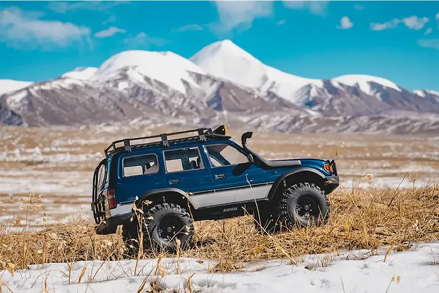 FMS Toyota Land Cruiser 80 Pro RC Rock Crawler Electric Brushless 4WD 1/10 Scale RTR - Blue image 110320