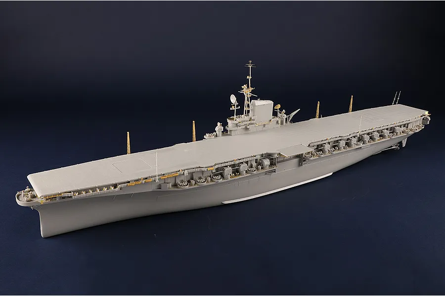 Trumpeter 1/350 USS Midway CV-41 Aircraft Carrier Scaled Plastic Model Kit image 110840