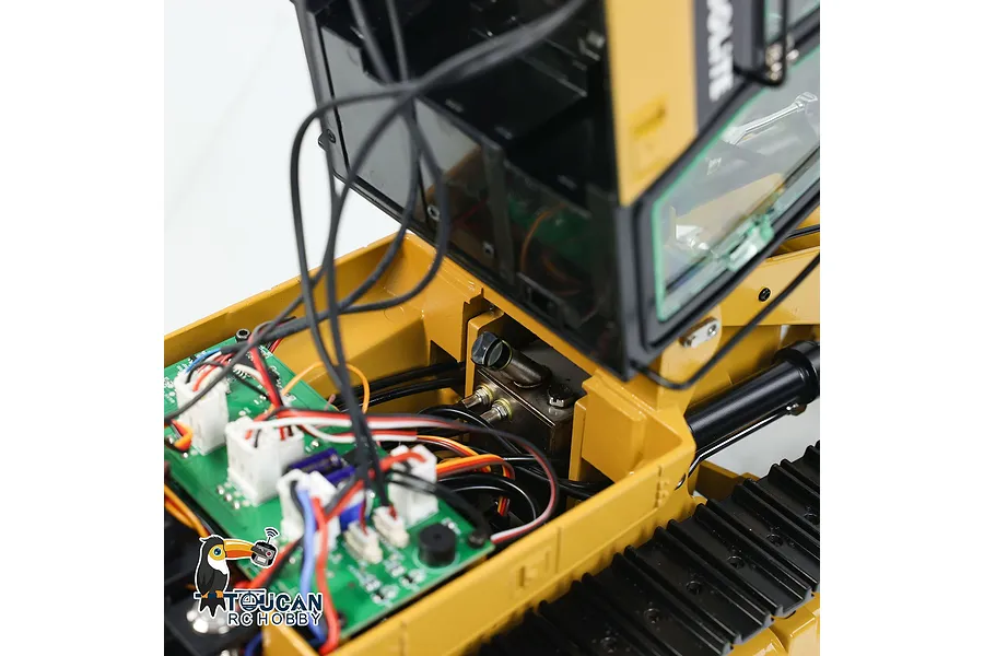 Kabolite K963 100 RC Front Loader Electric Tracked 1/16 Scale RTR with Lights - Yellow image 111720