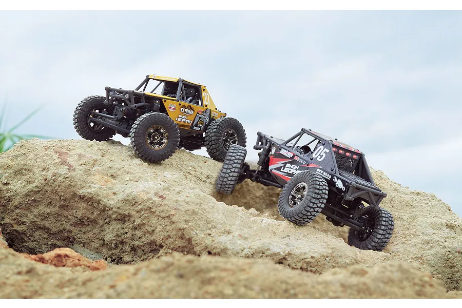 UDI UCX24 Snow Leopard RC Rock Crawler Electric Brushless 4WD 1/24 Scale RTR - Black image 111942