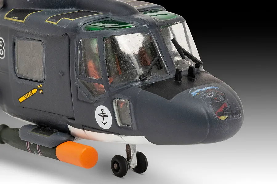 Revell 1/72 Westland Lynx Helicopter Scaled Plastic Model Kit image 113569
