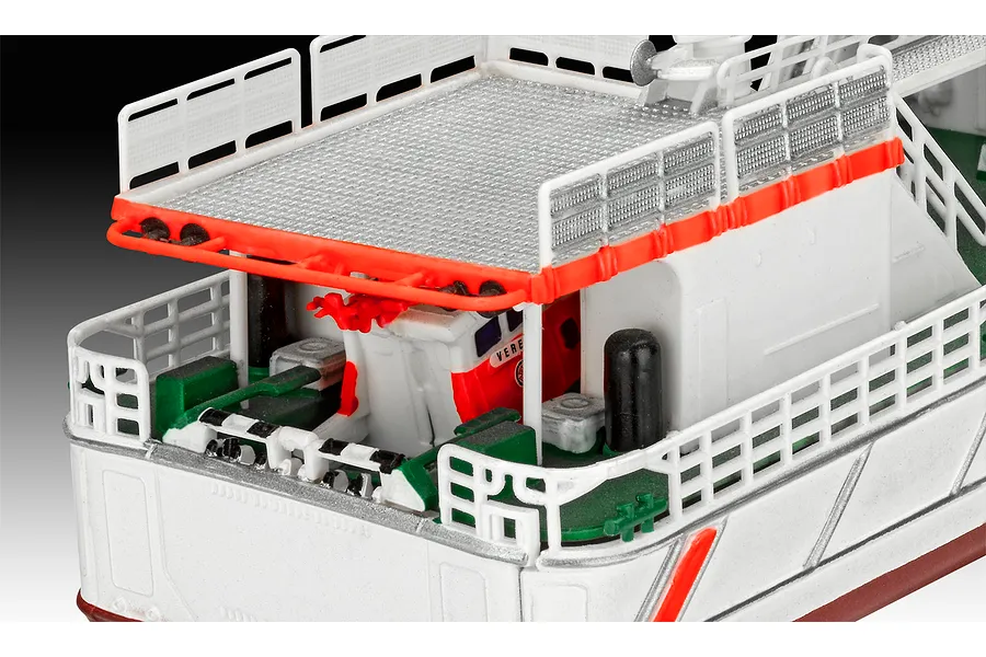 Revell 1/200 S&amp;amp;R Vessel &amp;quot;Hermann&amp;quot; Lifeboat Scaled Plastic Model Starter Kit image 113605