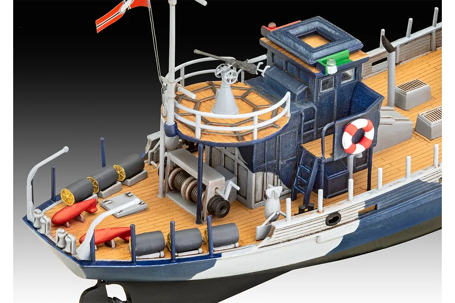 Revell 1/144 KFK (Kriegsfischkutter) Mine Warfare Vessel Scaled Plastic Model Starter Kit image 113646
