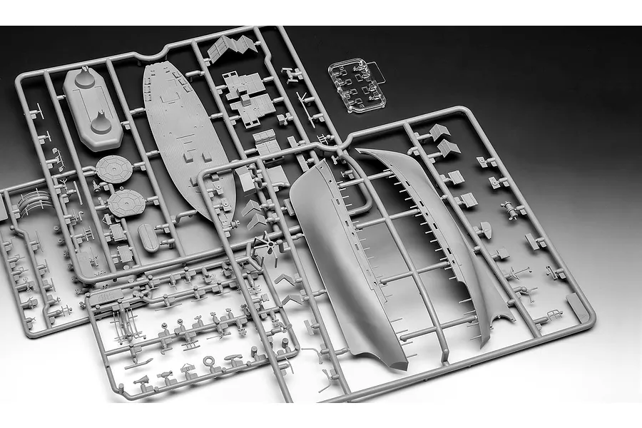 Revell 1/144 KFK (Kriegsfischkutter) Mine Warfare Vessel Scaled Plastic Model Starter Kit image 113648