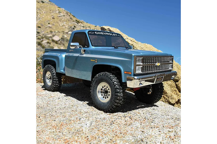 Axial SCX10 III Base Camp Pro-Line &amp;#039;82 Chevy K10 RC Rock Crawler Electric 4WD 1/10 Scale RTR - Limited Edition image 118023