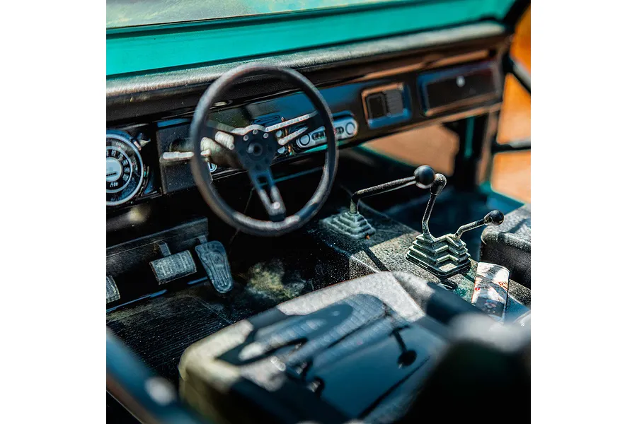 Axial SCX10 III Early Ford Bronco RC Rock Crawler Electric 4WD 1/10 Scale RTR - Turquoise Blue image 118334