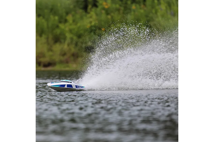 Pro Boat Sonicwake V2 36&amp;quot; RC Speed Boat Brushless Deep-V RTR - White image 119210