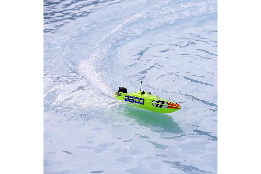 Pro Boat Miss Geico Power Boat Racer 17&amp;quot; Deep V Brushless Electric RC Speed Boat image 119317