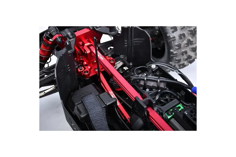GPM Aluminium Front and Rear Chassis Brace 2Pcs - Blue image 2