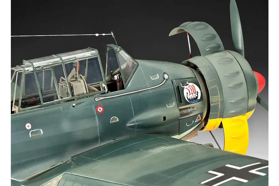 Revell 1/32 Arado Ar196A-3 Seaplane Scaled Plastic Model Kit image 123191
