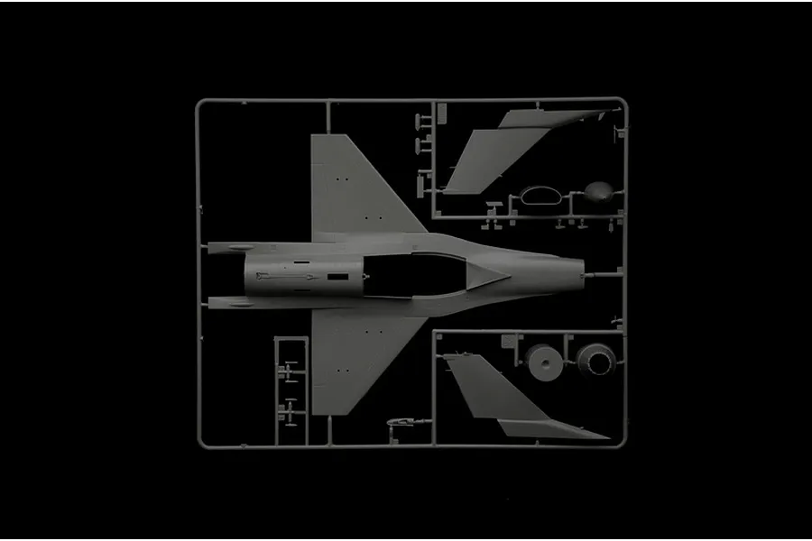 Italeri 1/48 F-16C Fighting Falcon Scaled Plastic Model Kit - War Thunder Edition image 123937