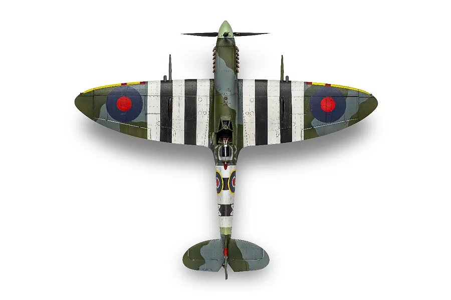 Airfix 1/24 Supermarine Spitfire Mk.IXc Fighter Scaled Plastic Model Kit - Flying Dray  image 126133