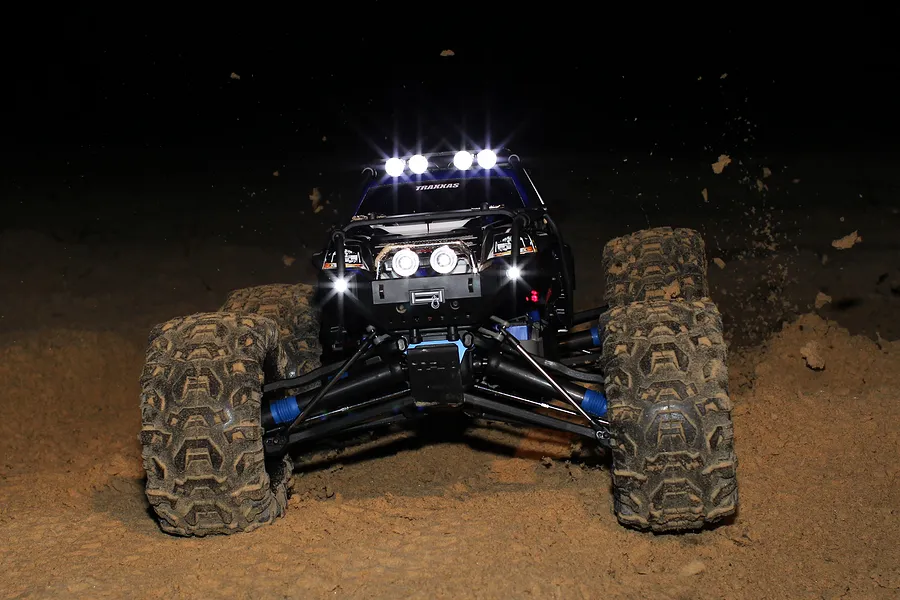 Traxxas Summit RC Monster Truck Electric 4WD 1/10 Scale RTR image 12616