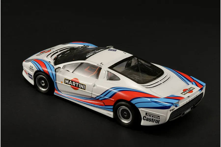 Italeri 1/24 Jaguar XJ 220 Race Car Scaled Plastic Model Kit image 5