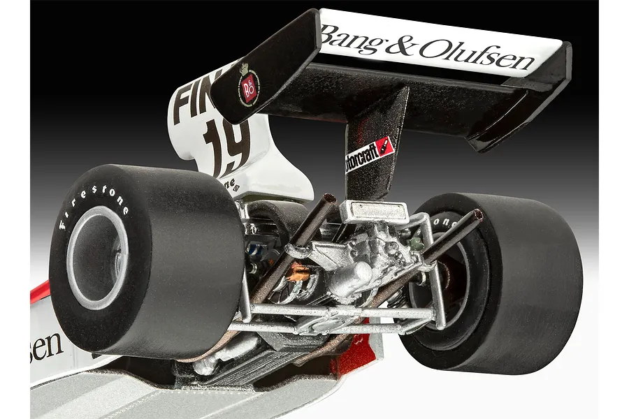 Revell 1/32 Surtees TS16-03 1974 Formula 1 Scaled Plastic Model Set image 127126