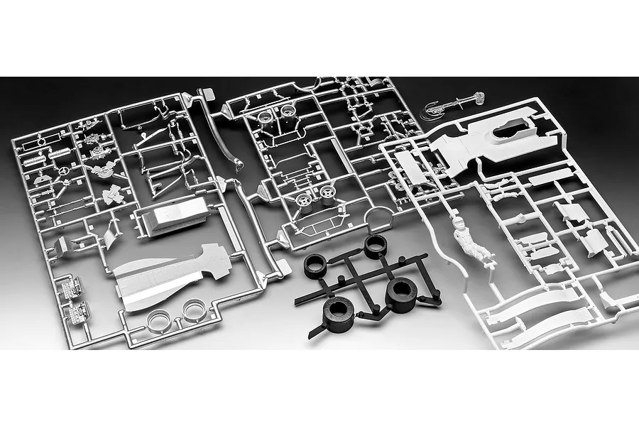 Revell 1/32 Surtees TS16-03 1974 Formula 1 Scaled Plastic Model Set image 127127
