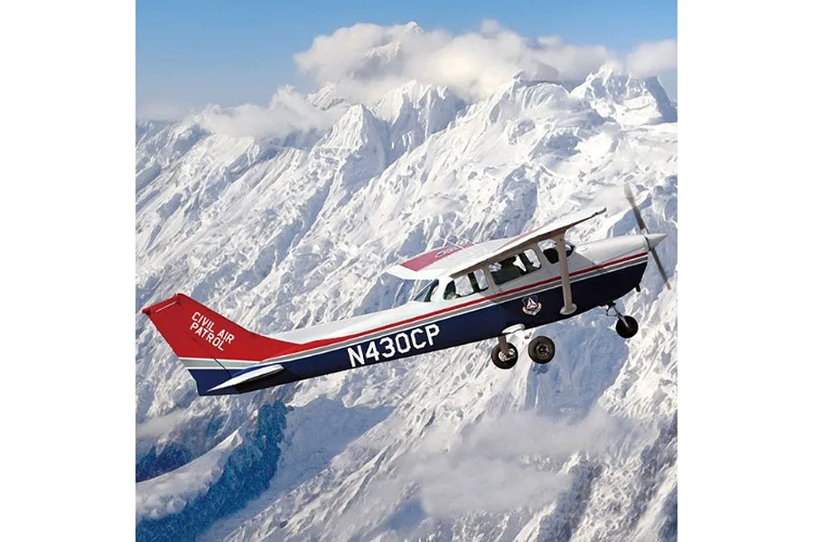 Academy 1/48 Cessna 172 Skyhawk ”Civil Air Patrol” Scaled Plastic Model Kit image 2