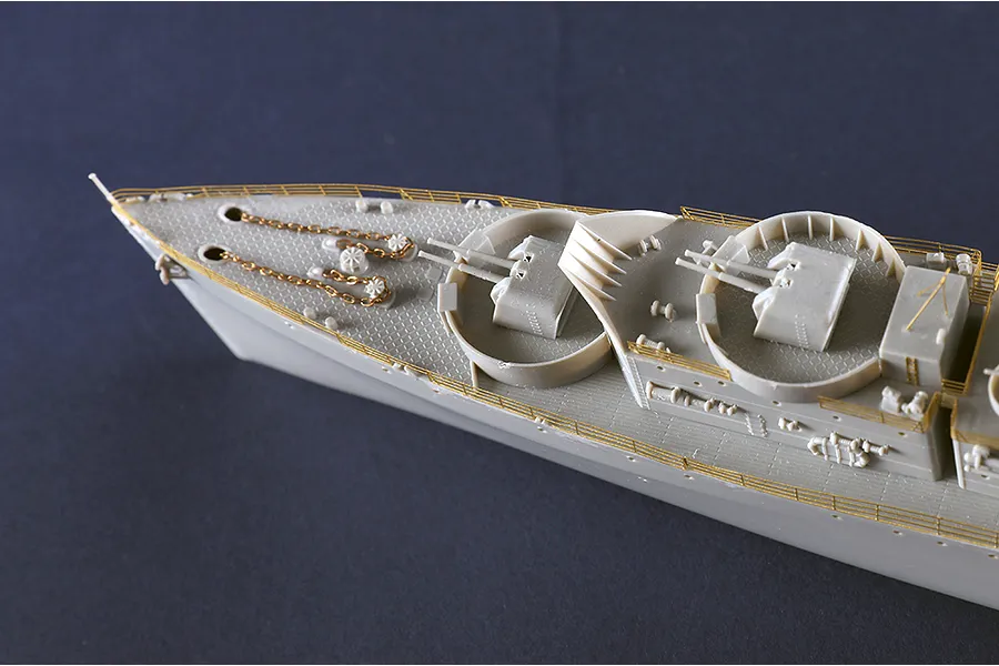 Trumpeter 1/350 HMS Scylla Dido-Class Light Cruiser Scaled Plastic Model Kit image 129626