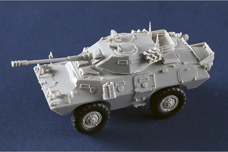 Trumpeter 1/72 LAV-150 Commando AFV with Cockerill 90mm Gun Scaled Plastic Model Kit image 129637