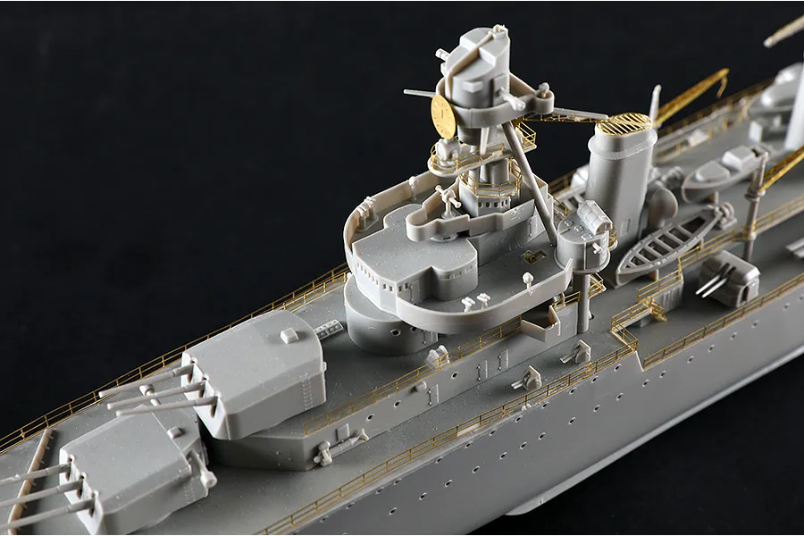 Trumpeter 1/350 French Marseillaise Light Cruiser Scaled Plastic Model Kit image 130137
