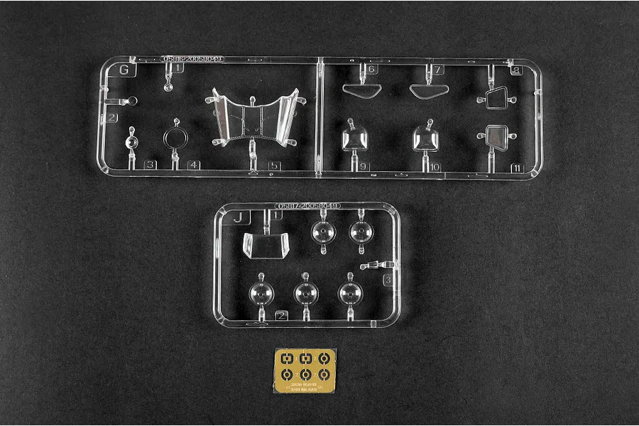 Trumpeter 1/48 Mi-4AV Hound Transport Helicopter Scaled Plastic Model Kit image 130142
