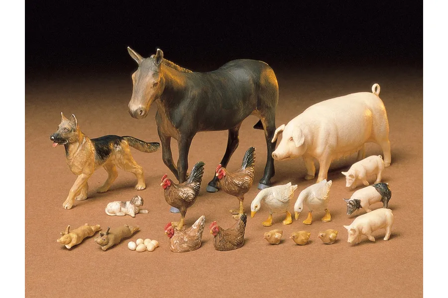Tamiya 1/35 Livestock Set Scaled Plastic Model Kit image 2