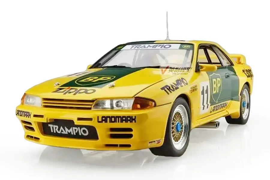 Fujimi 1/12 Nissan Skyline GT-R BP Oil Trampio Model Kit image 131833
