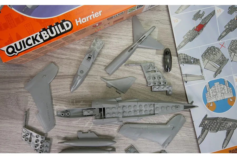 Airfix Harrier Jet Plastic Quickbuild Plastic Model Kit image 132099
