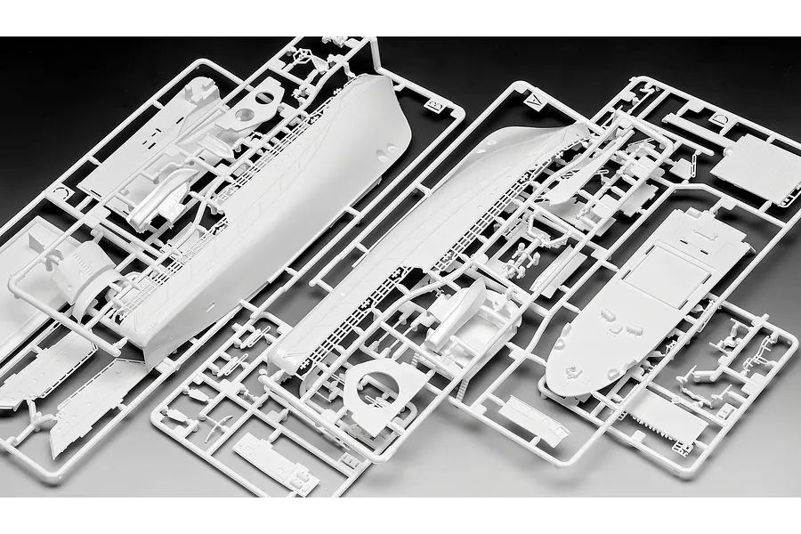Revell 1/200 Hermann Marwede Search &amp;amp; Rescue Ship Scaled Plastic Model Kit image 132137