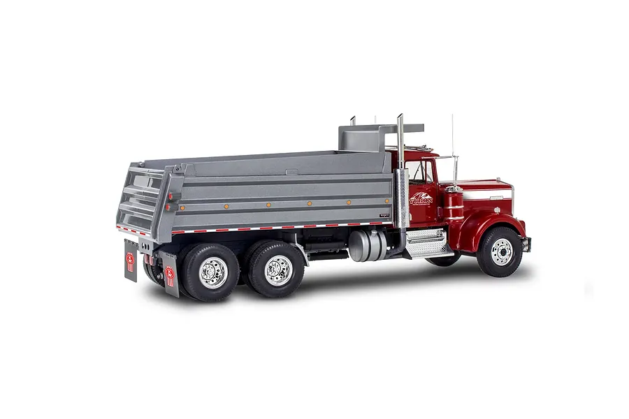 Revell 1/25 Kenworth W-900 Dump Truck Scaled Plastic Model Kit image 132147